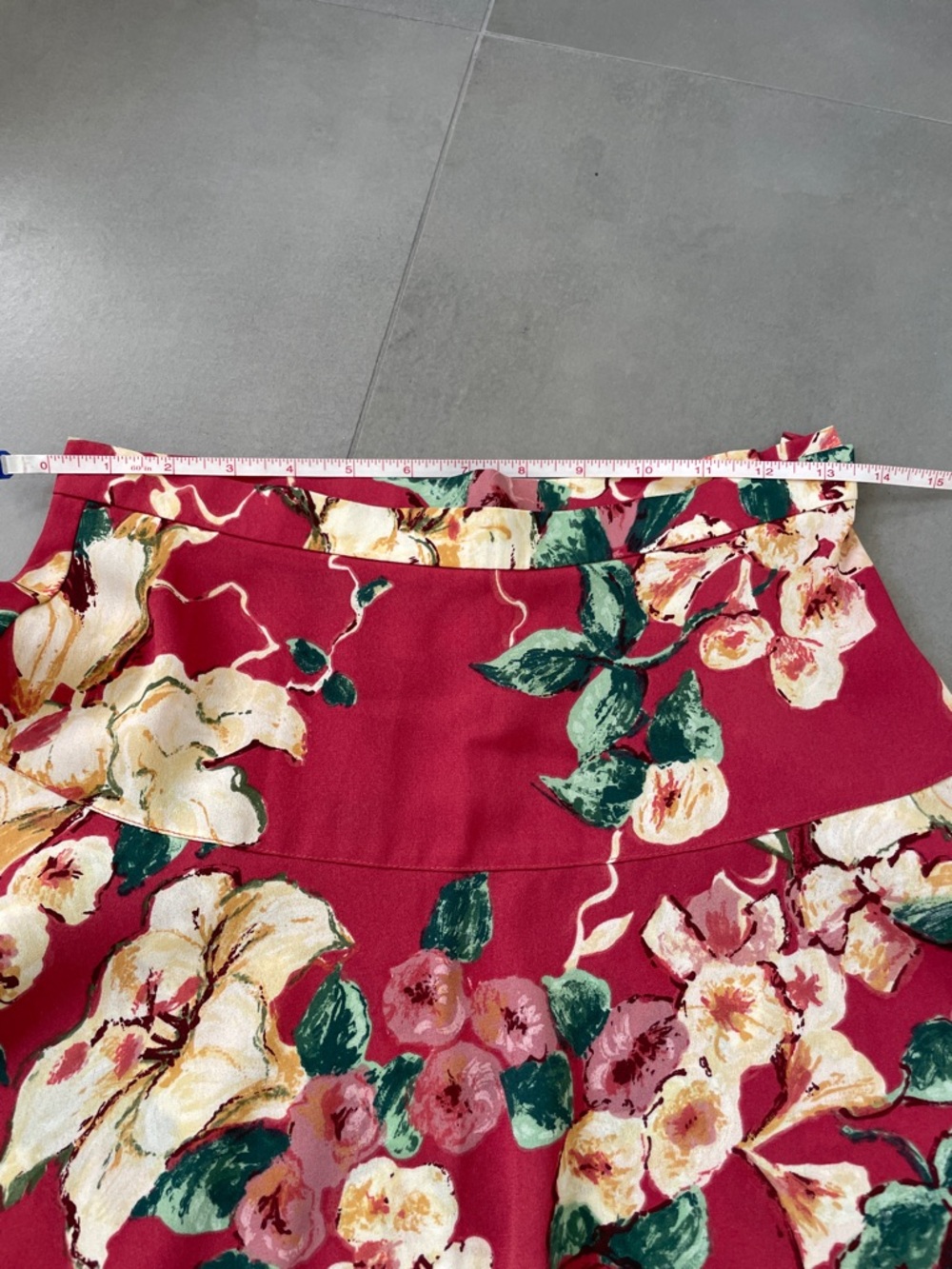 Kenzo Red Floral Circle Skirt with Cream & Green Accents - Picture 5 of 6